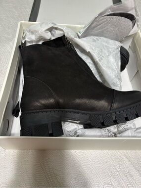 Spring Step Black Nubuck Boots - URLIA-BN size 38 US 8